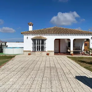 https://villa-nonin.es-andalucia.com
