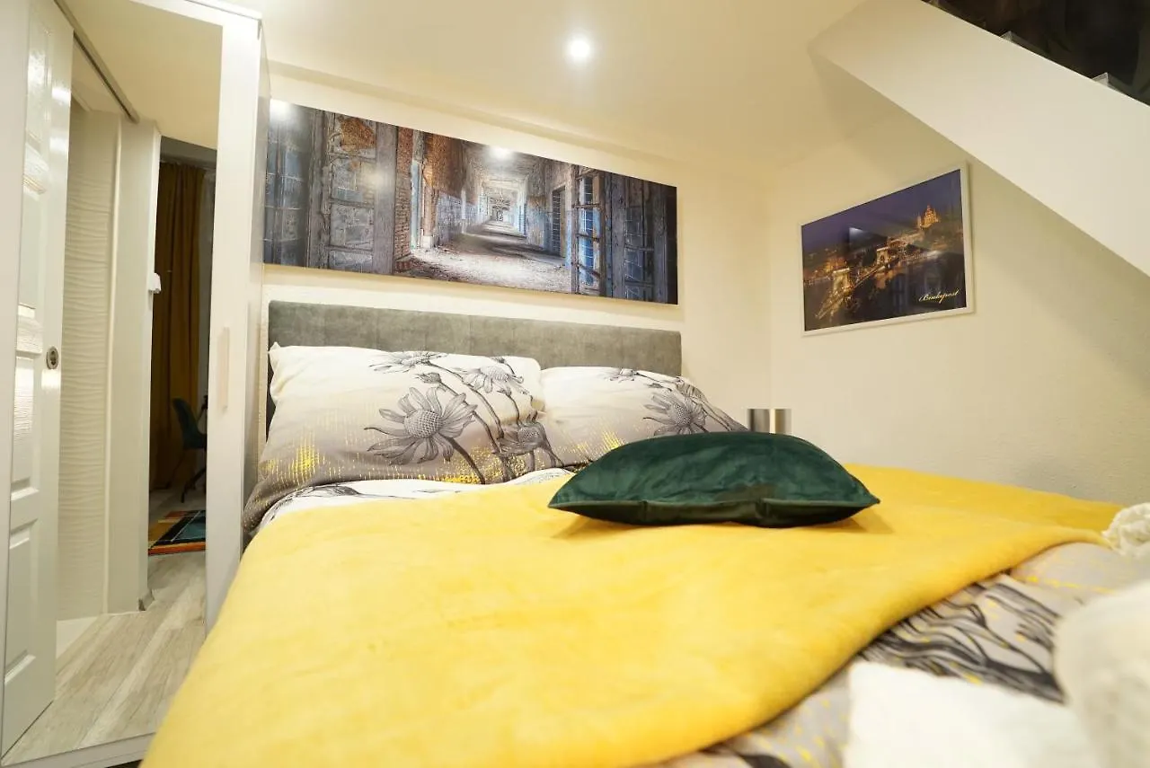 Suzan'S Apartment In The Heart Of Budapest