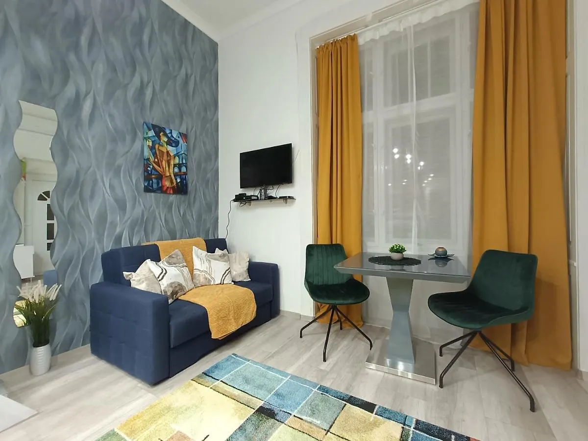 Suzan'S Apartment In The Heart Of Budapest